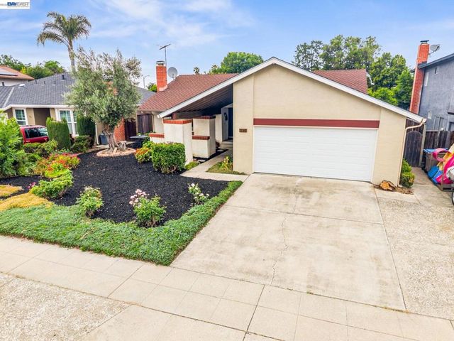 339 Avenida Nogales, San Jose, CA 95123