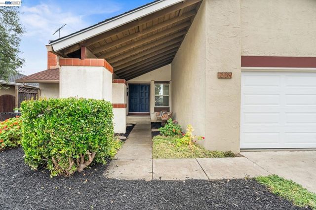 339 Avenida Nogales, San Jose, CA 95123