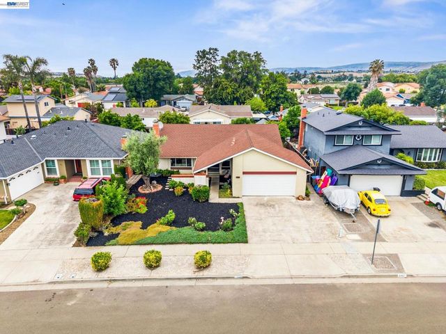 339 Avenida Nogales, San Jose, CA 95123