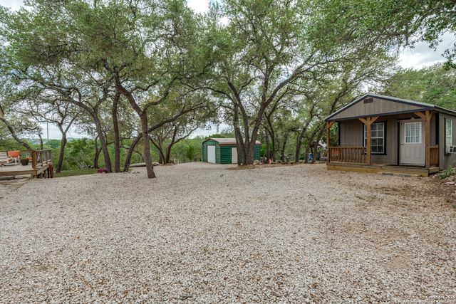 1660 Westview Court, Canyon Lake, TX 78133