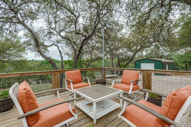 1660 Westview Court, Canyon Lake, TX 78133
