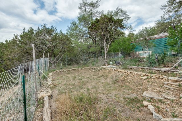 1660 Westview Court, Canyon Lake, TX 78133