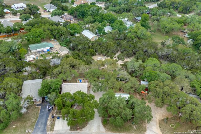 1660 Westview Court, Canyon Lake, TX 78133