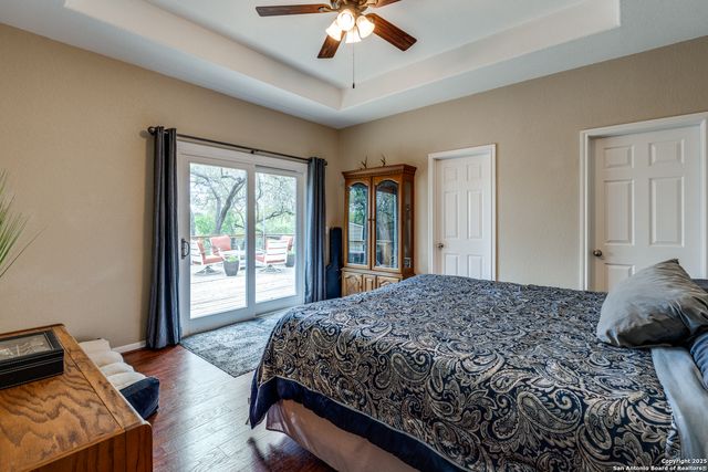 1660 Westview Court, Canyon Lake, TX 78133