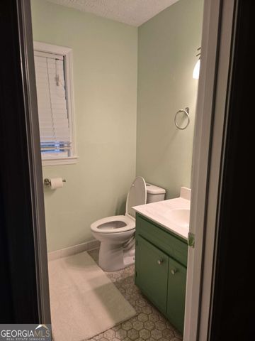 1302 Stephens Street SW, Lilburn, GA 30047