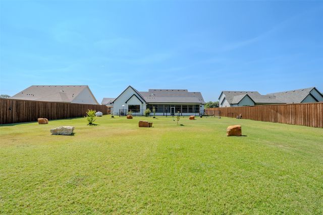 1028 County Road 337, Glen Rose, TX 76043
