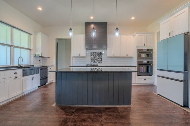 1028 County Road 337, Glen Rose, TX 76043