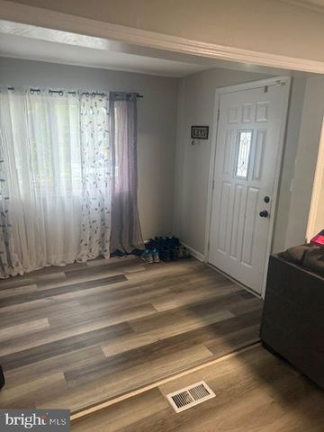334 EVERGREEN AVE, Oaklyn, NJ 08107