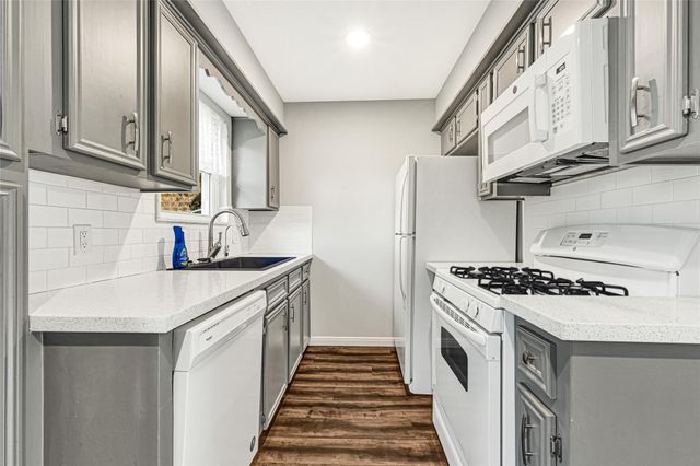 2509 Pearland Avenue, Pearland, TX 77581