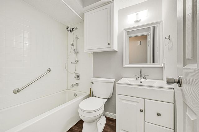 2509 Pearland Avenue, Pearland, TX 77581