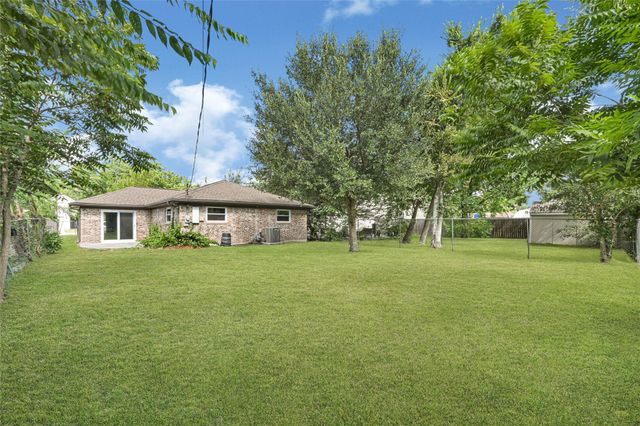 2509 Pearland Avenue, Pearland, TX 77581