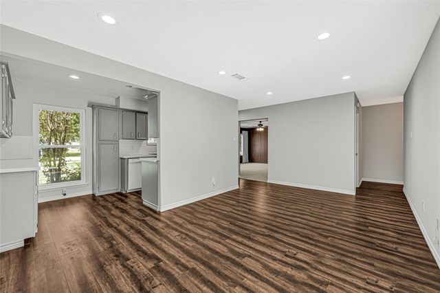 2509 Pearland Avenue, Pearland, TX 77581