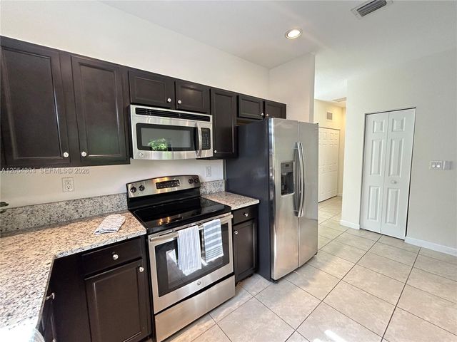 15180 SW 119th Way, Miami, FL 33196