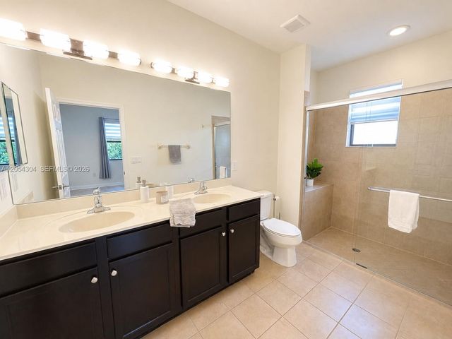15180 SW 119th Way, Miami, FL 33196