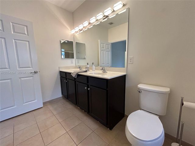 15180 SW 119th Way, Miami, FL 33196