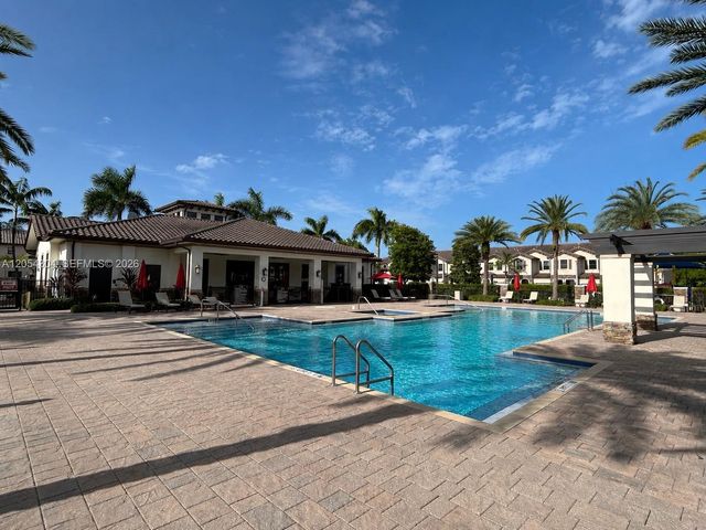 15180 SW 119th Way, Miami, FL 33196