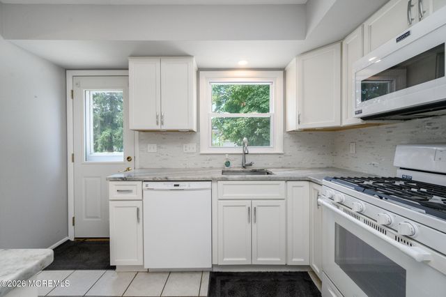 411 Emma Drive, Toms River, NJ 08755