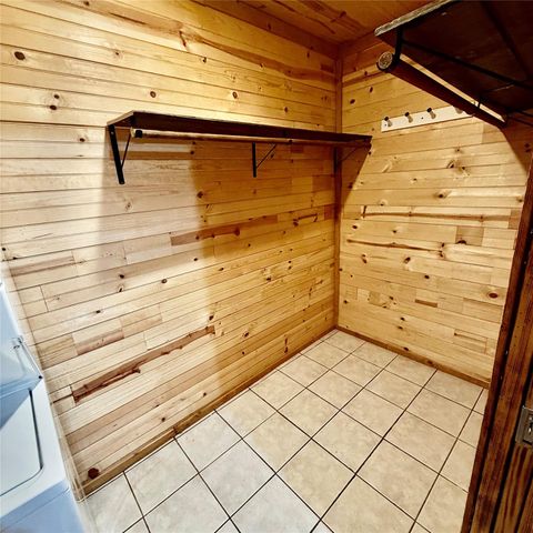 7008 Capitol Street, Houston, TX 77011