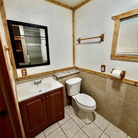 7008 Capitol Street, Houston, TX 77011