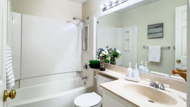 105 Sunnyhills Court, Milpitas, CA 95035