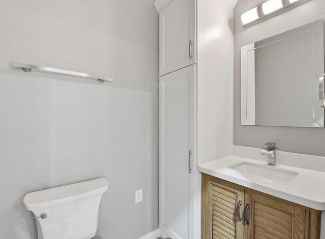 369 Air Park Drive, Livingston, TX 77351