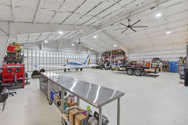 369 Air Park Drive, Livingston, TX 77351