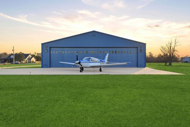 369 Air Park Drive, Livingston, TX 77351