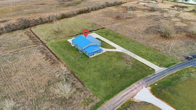 369 Air Park Drive, Livingston, TX 77351
