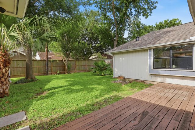 12523 Honeywood Trail, Houston, TX 77077