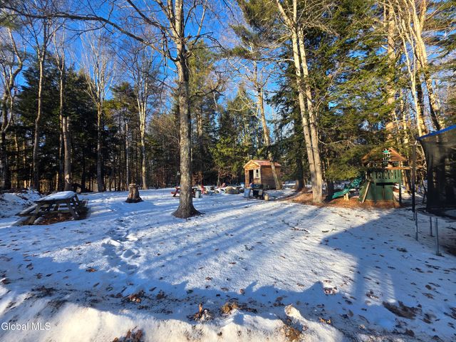 7 Scott Lane, Edinburg, NY 12134