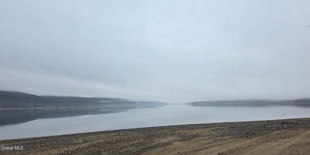 7 Scott Lane, Edinburg, NY 12134