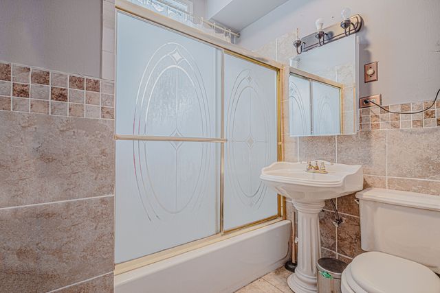 2219 N Kilbourn Avenue, Chicago, IL 60639