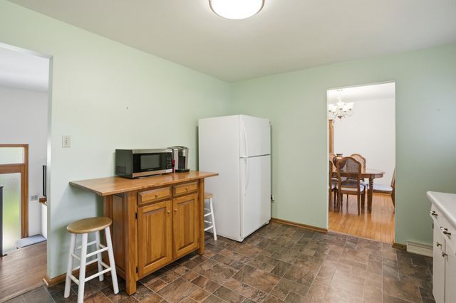 723 Maple Lane, Crown Point, IN 46307