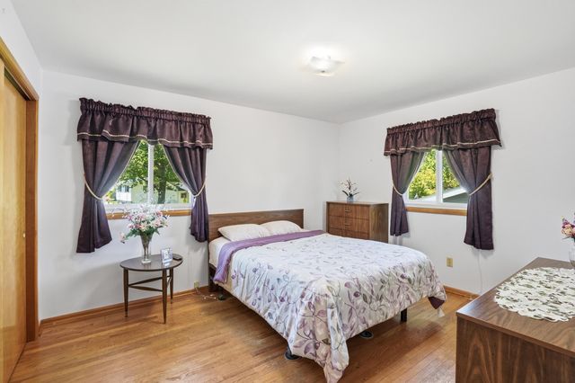723 Maple Lane, Crown Point, IN 46307