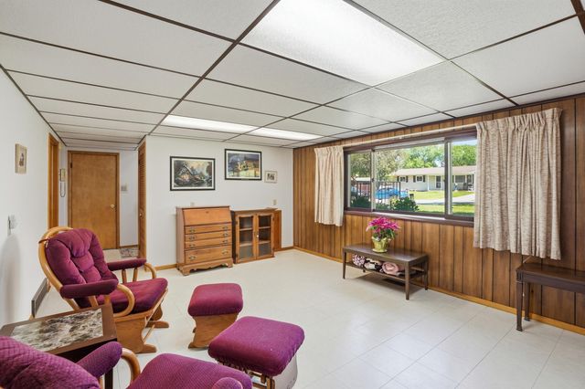 723 Maple Lane, Crown Point, IN 46307