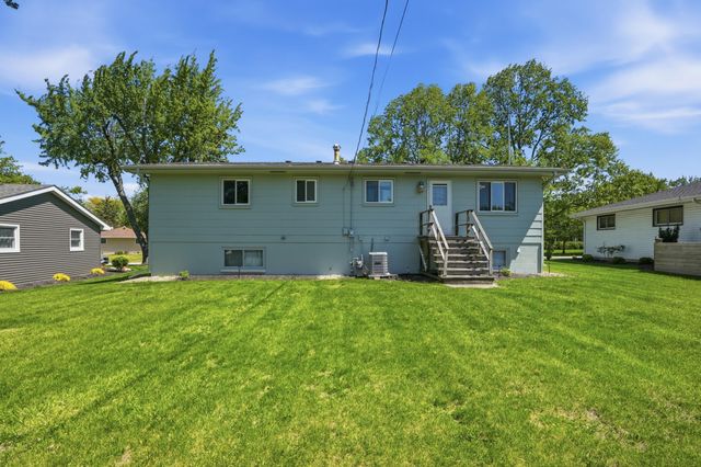723 Maple Lane, Crown Point, IN 46307