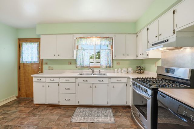 723 Maple Lane, Crown Point, IN 46307