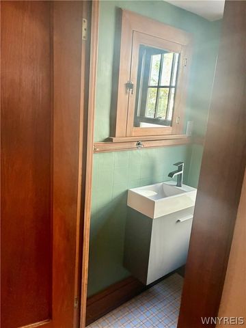 385 Berryman Drive, Amherst, NY 14226