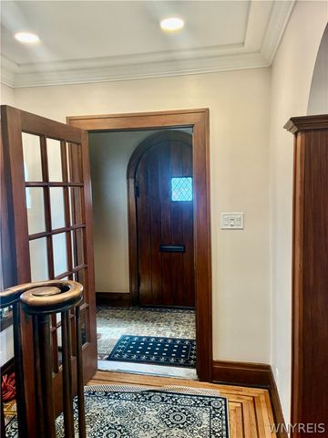 385 Berryman Drive, Amherst, NY 14226