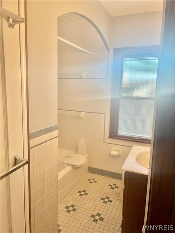 385 Berryman Drive, Amherst, NY 14226