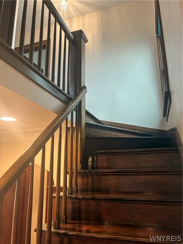 385 Berryman Drive, Amherst, NY 14226