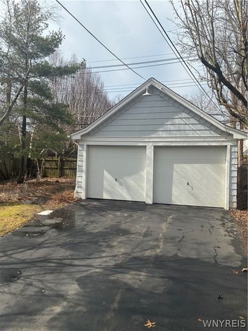 385 Berryman Drive, Amherst, NY 14226