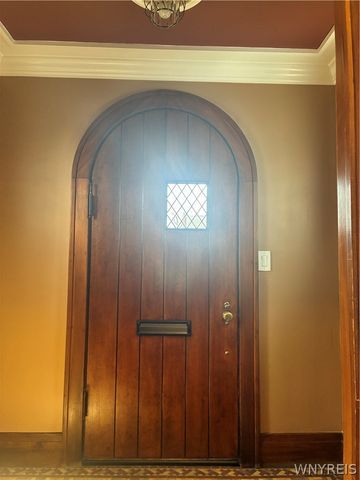 385 Berryman Drive, Amherst, NY 14226