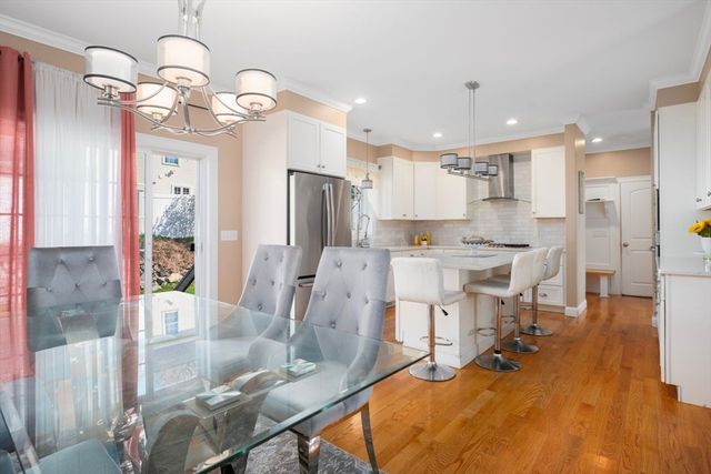 14 Dover Street, Lincoln, RI 02865