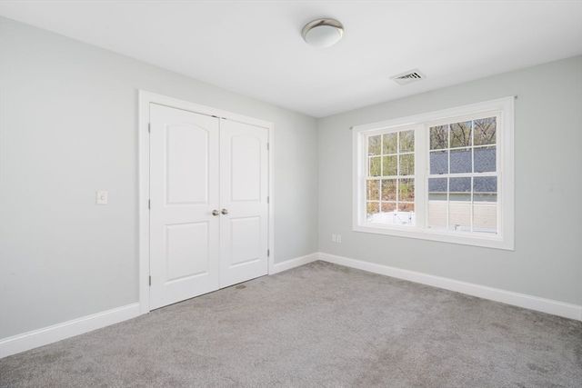 14 Dover Street, Lincoln, RI 02865