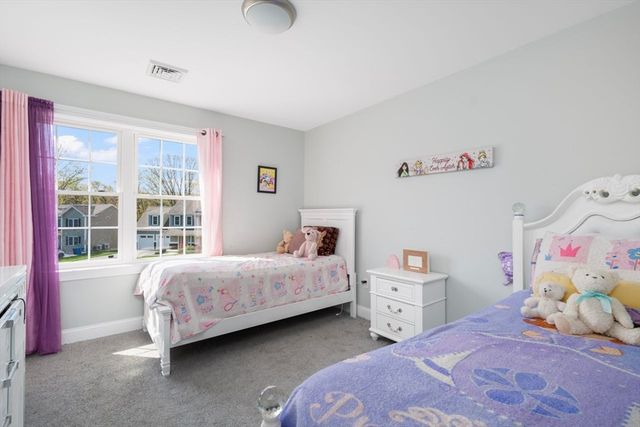 14 Dover Street, Lincoln, RI 02865