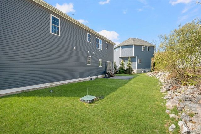 14 Dover Street, Lincoln, RI 02865