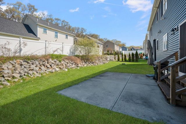 14 Dover Street, Lincoln, RI 02865