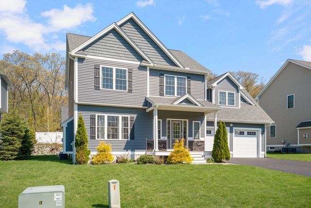 14 Dover Street, Lincoln, RI 02865