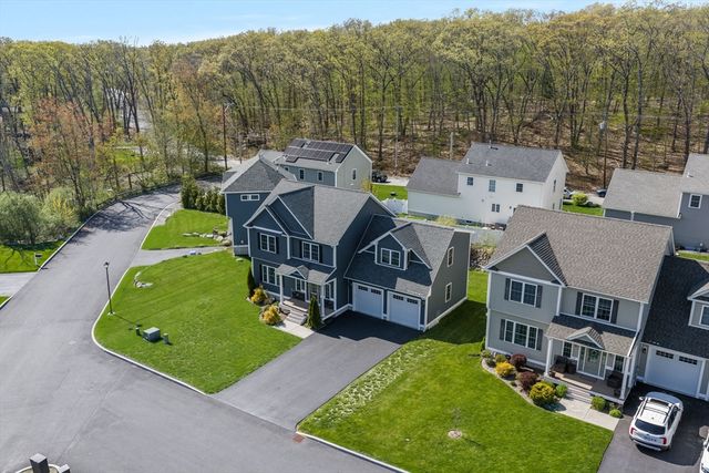 14 Dover Street, Lincoln, RI 02865